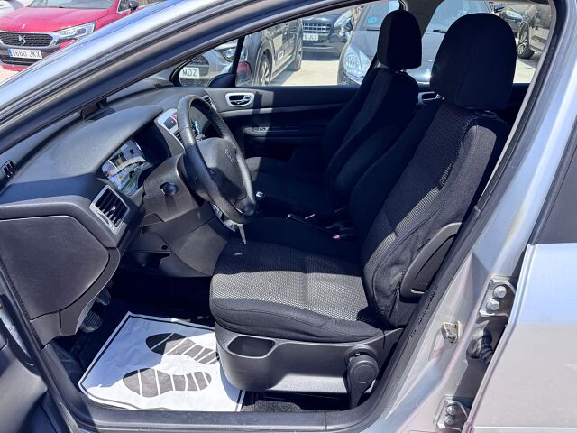 PEUGEOT 307 1.6 PETROL SPANISH LHD IN SPAIN ONLY 61000 MILES SUPERB 2006